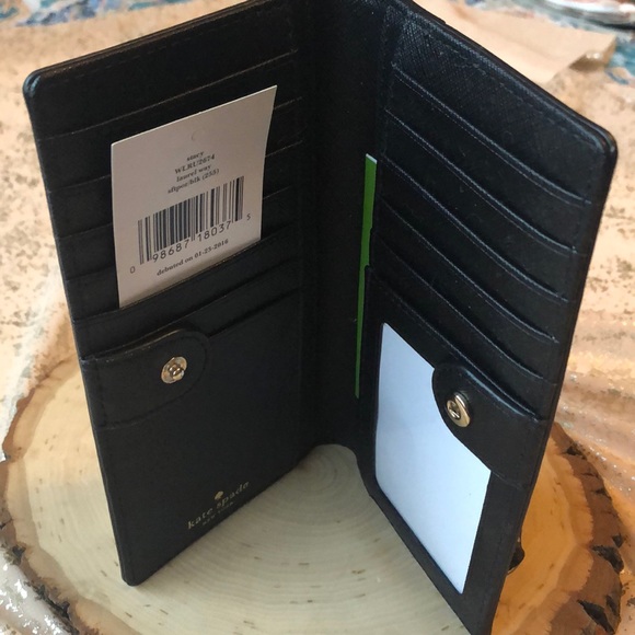 NWT KATE SPADE BLACK/CREAM COLORBLOCK STACY WALLET - Picture 5 of 5